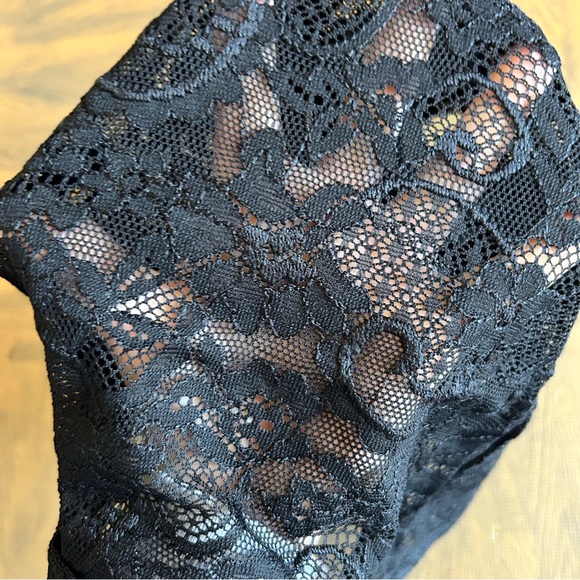 Like New! | Talula | Black Lace Tank Top | Size S - Picture 7 of 10